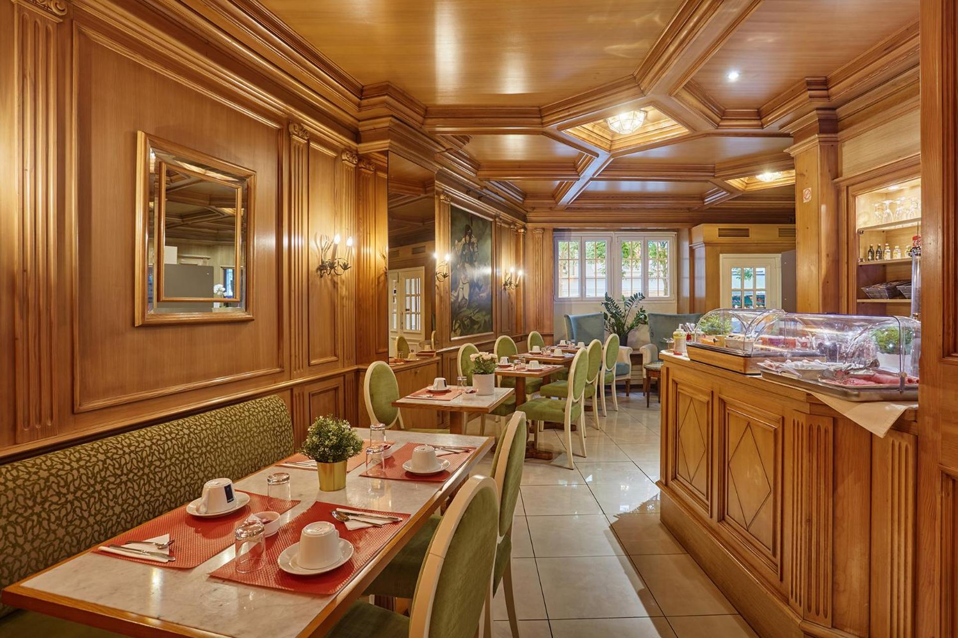 Murat Paris Exterior photo